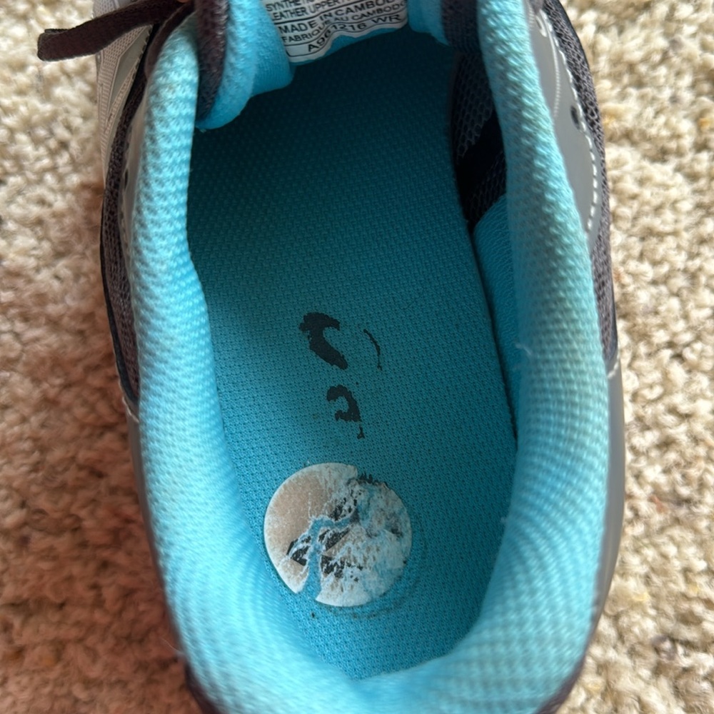 Asics - Picture 5 of 5